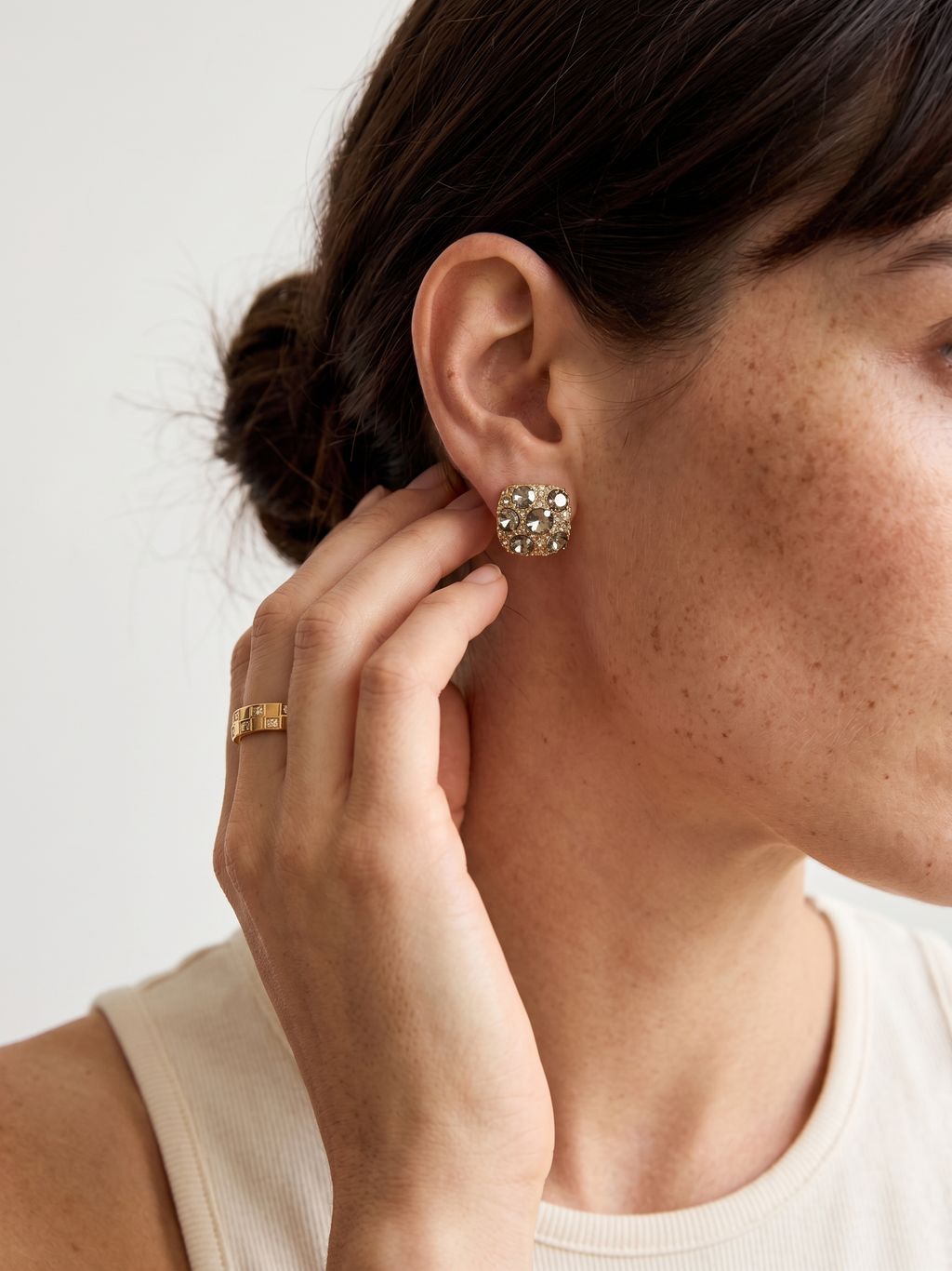 The Amber Radiant Square Studs | S925 Sterling Silver Smoky Zircon Piece