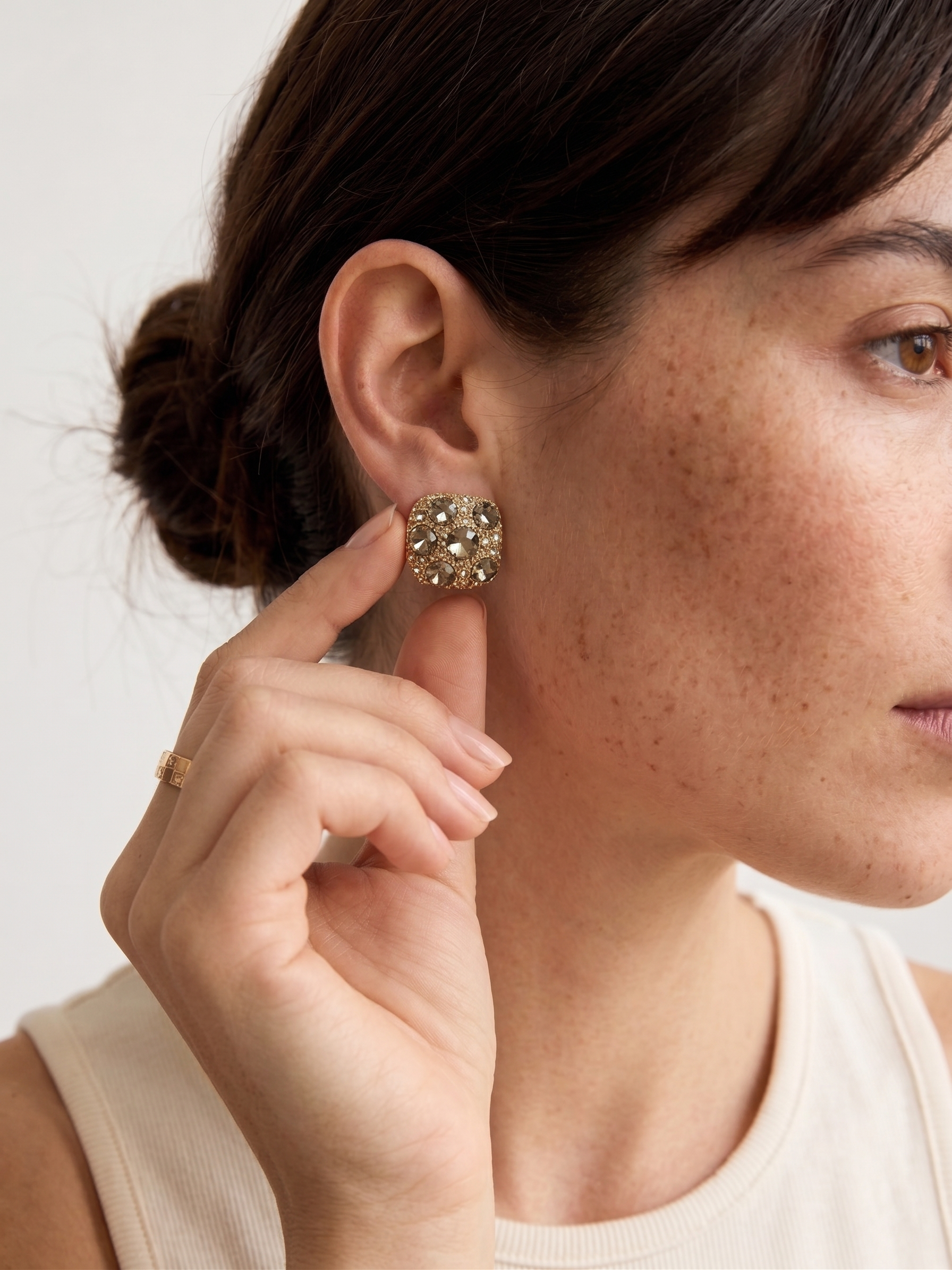 The Amber Radiant Square Studs | S925 Sterling Silver Smoky Zircon Piece