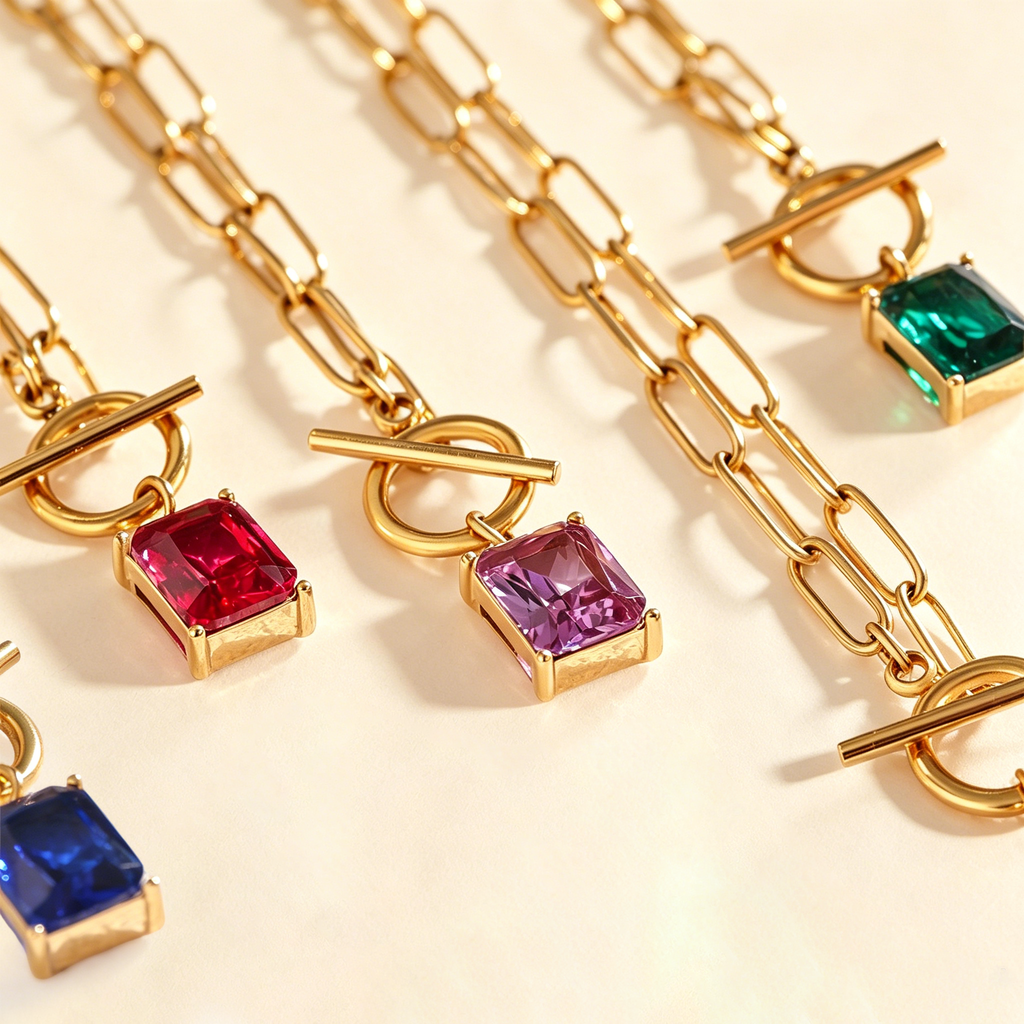 The Luna Birthstone Toggle Necklace | 18K Gold & Emerald-Cut Zircon
